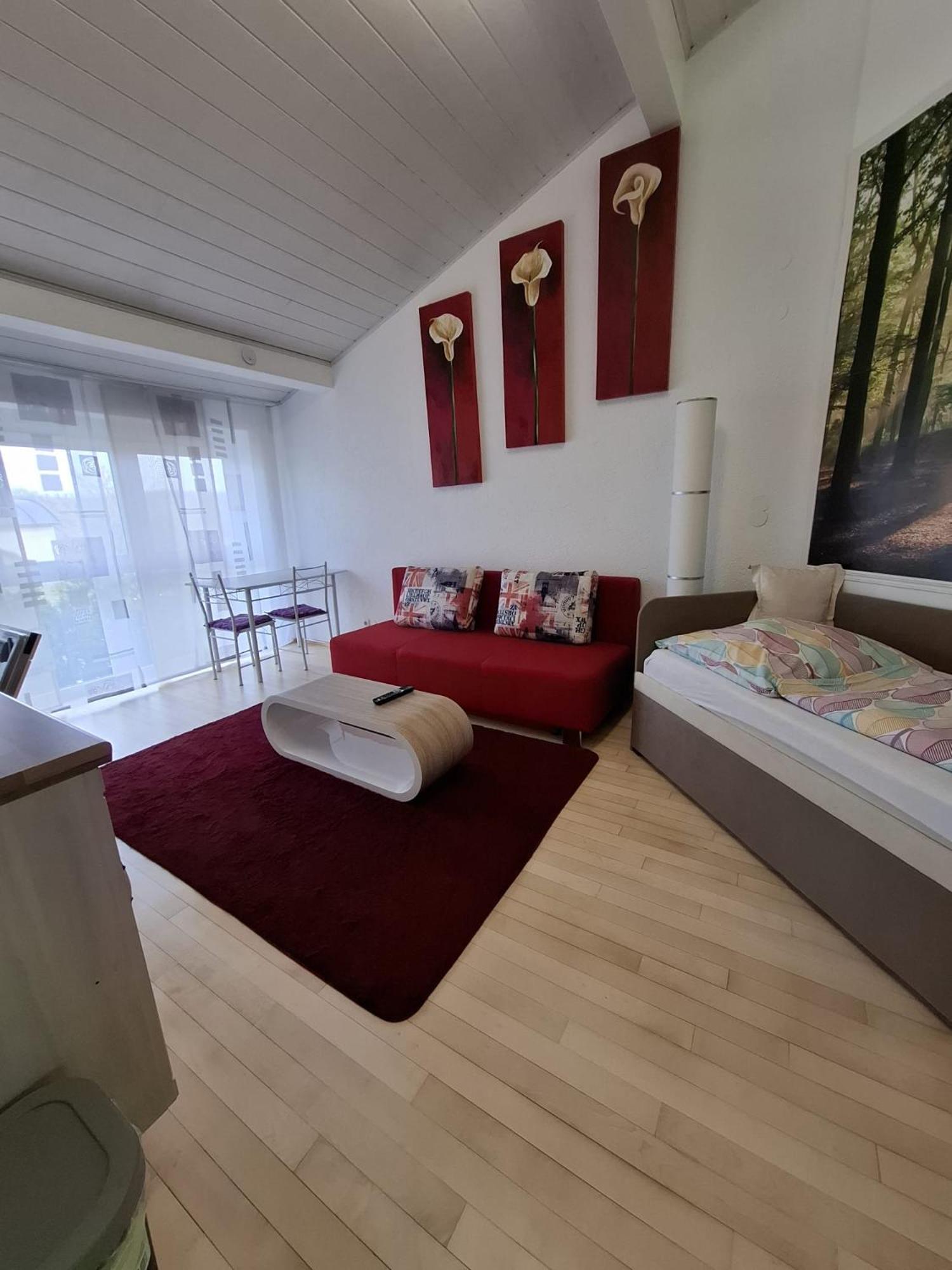 Exclusive Apartments บีทิกไฮม์-บิสซิงเงน ภายนอก รูปภาพ