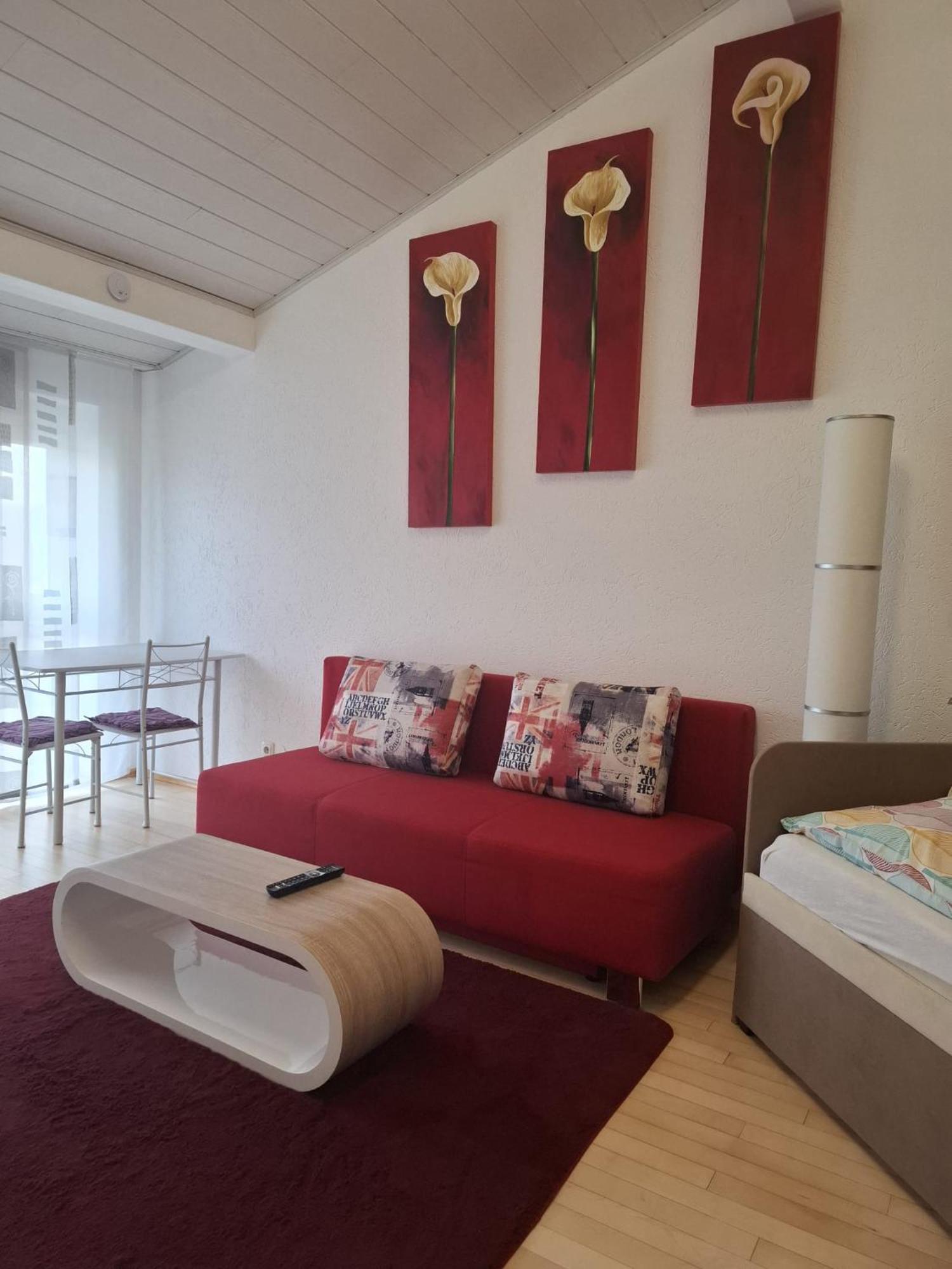 Exclusive Apartments บีทิกไฮม์-บิสซิงเงน ภายนอก รูปภาพ